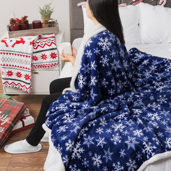 Флисовый новогодний плед Diana Textile al745-blue фото