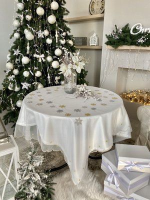 Скатертина з вишивкою Сніжинки SKVN014 limSKVN014-140 фото