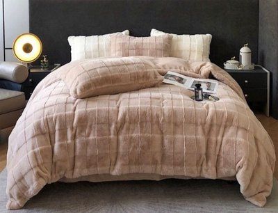 Комплект Velur (зима): підковдра 200x230, простирадло 240х250, наволочки 50х70 (2шт.) Velur-001 Crown beige Velur-001-Crown-beige-Євро фото