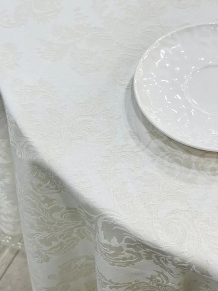 Скатертина LUXURY LINENS 83546/1002БК Кругла 50% бавовна / 50% акрил Ø180 см luli25115 фото