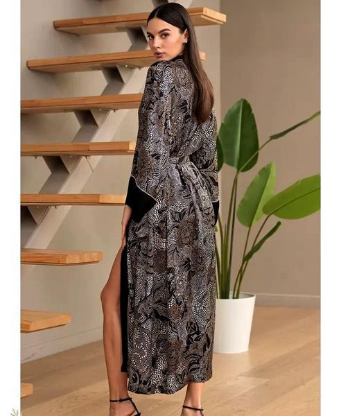 Женский шелковый халат длинный Mia-Amore Селеста 4049 6XL/7XL Mia_4049_6XL/7XL фото