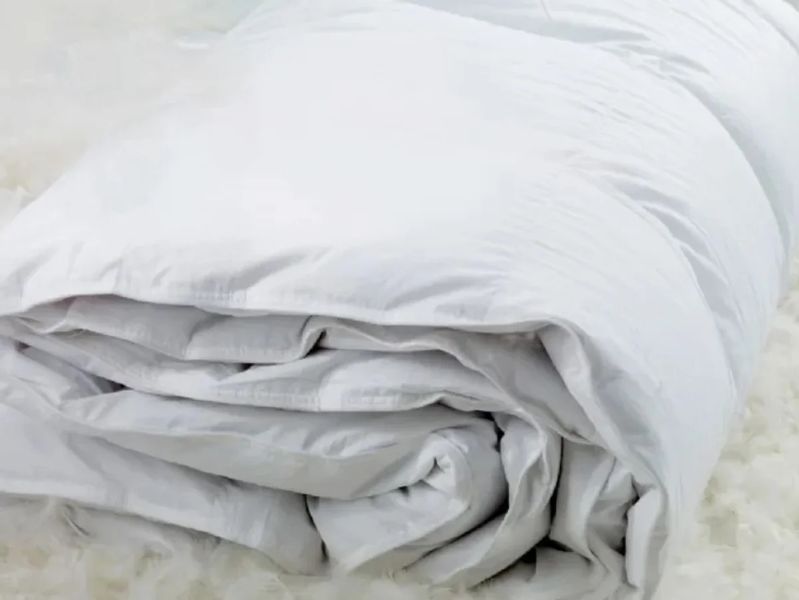 Пуховое одеяло Cinelli Montecatini Winter 100% пух (Зимнее) Полуторный 140x200 см 580 г p_s_k_70002210 фото