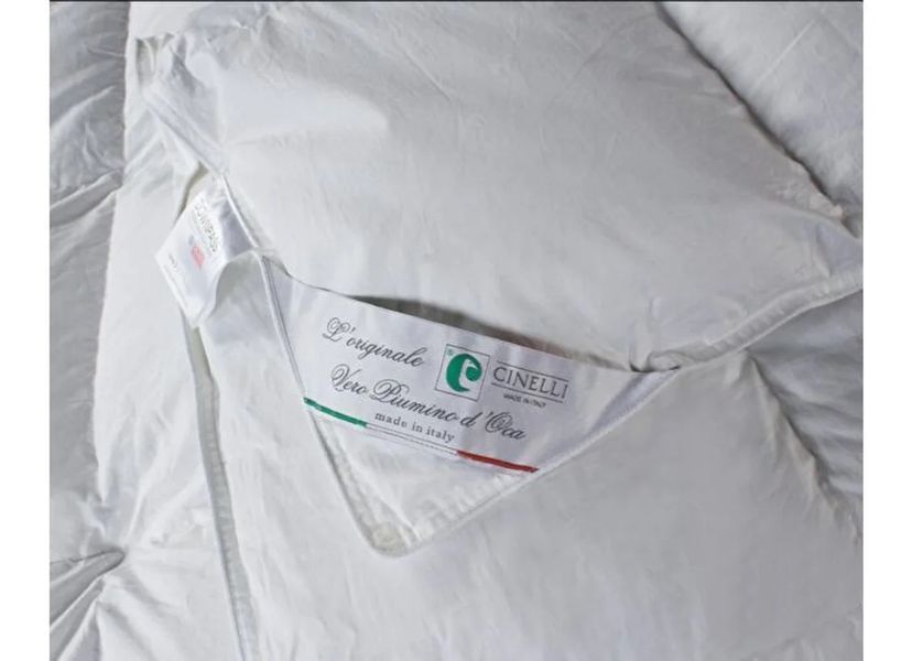 Пуховое одеяло Cinelli Montecatini Winter 100% пух (Зимнее) Полуторный 140x200 см 580 г p_s_k_70002210 фото
