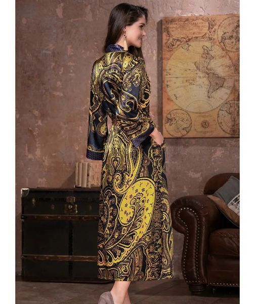 Жіночий довгий шовковий халат "Армані Голд" 3499 Mia-Amore 2XL/3XL Mia_3499_2XL/3XL фото