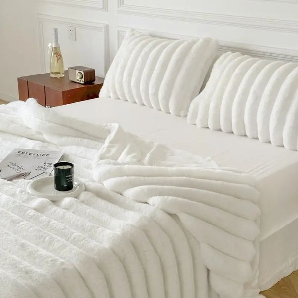 Плед - покрывало (200x230) Home Textile PLAID SABLE L 663056 HTex663056 фото