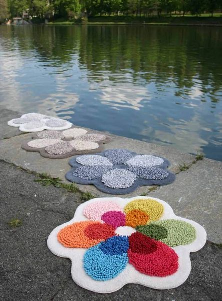 Коврик для ванной/в детскую PHP Flower Color разноцветный luliFlower-Color-75 фото