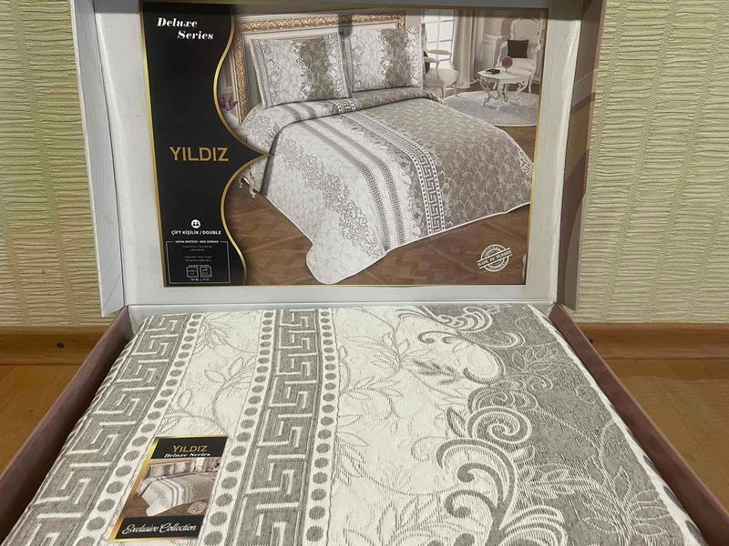 Жаккардовое покрывало с наволочками My Bed "Yildiz", Бежево-серый My_bed_1 фото